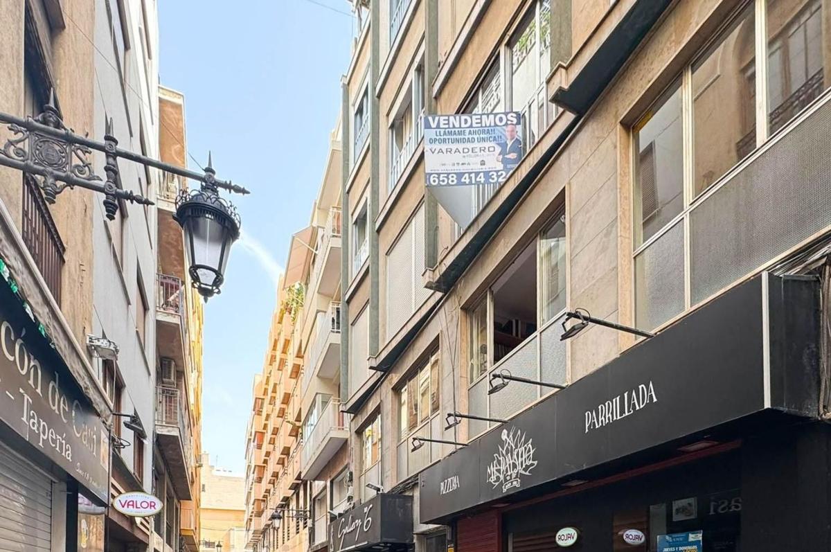 Продажа квартиры на Piso en Calle Pere Ibarra, 6, Centro, Elche / Elx, Эльче / Эльх
photo 3