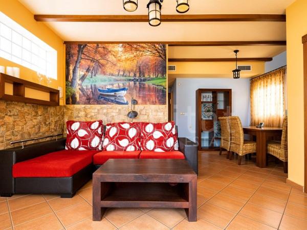Casa o chalet independiente en Calle la Herrada, 13, Los Montesinos thumbnail 2