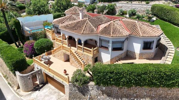 Casa o chalet independiente en Calle Metge Manuel Vallalta, La Pedrera-Vessanes, Denia photo 1