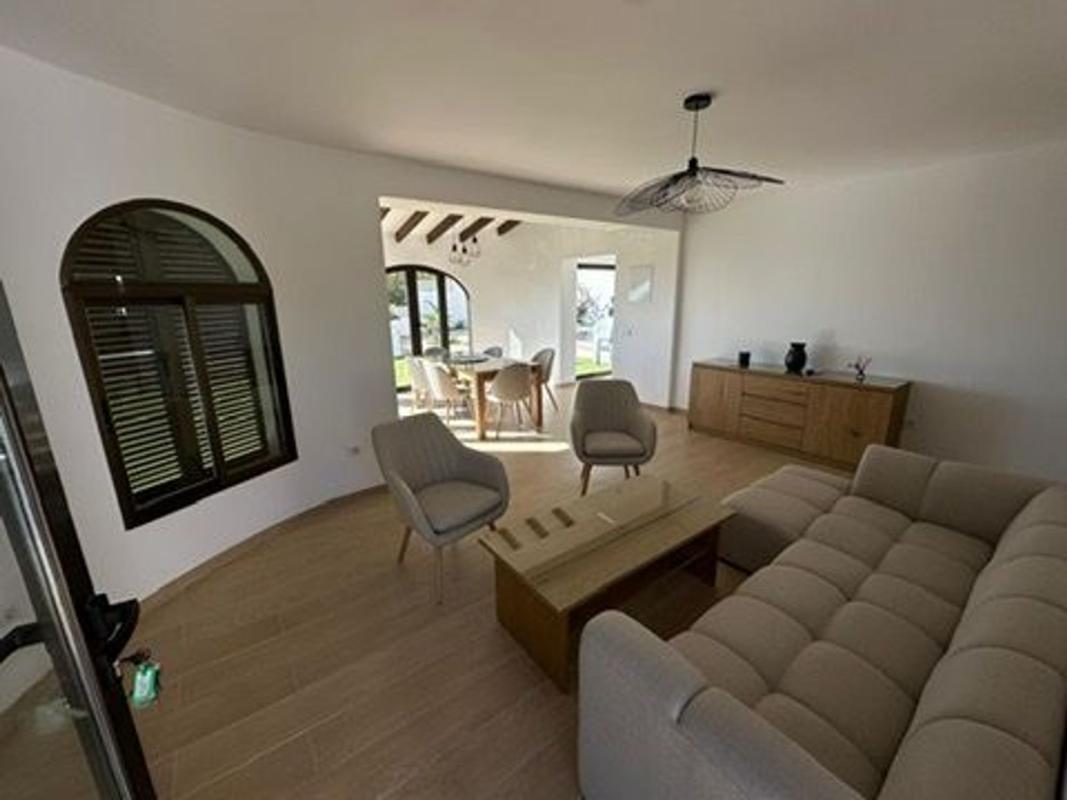 Properties for sale and rent in Spain photo 4