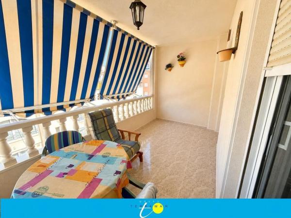 Venta de piso en Piso en Calle Galeón, 23, Avenida Habaneras - Curva de Palangre, Torrevieja, Torrevieja
thumbnail 2