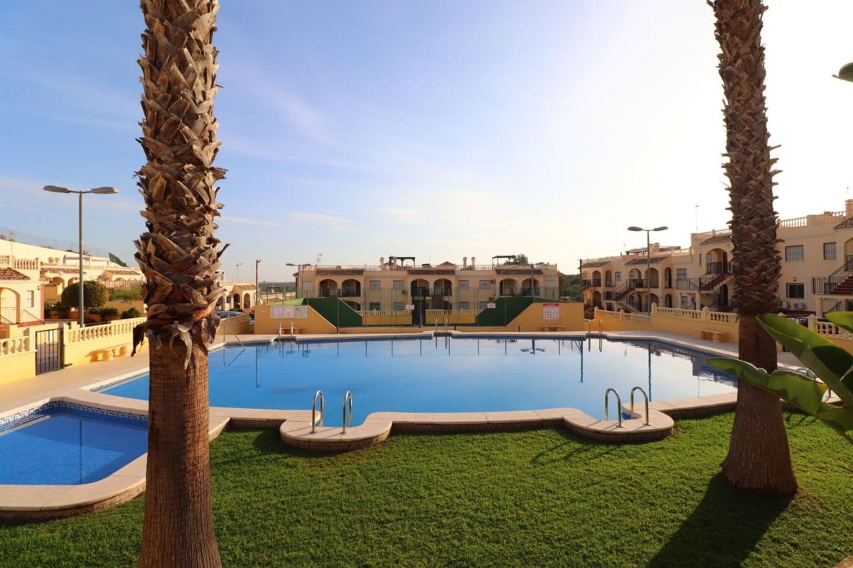Properties for sale and rent in Spain photo 3