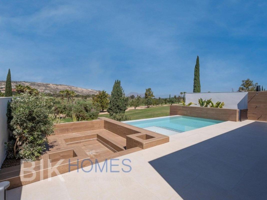 Properties for sale and rent in Spain photo 5