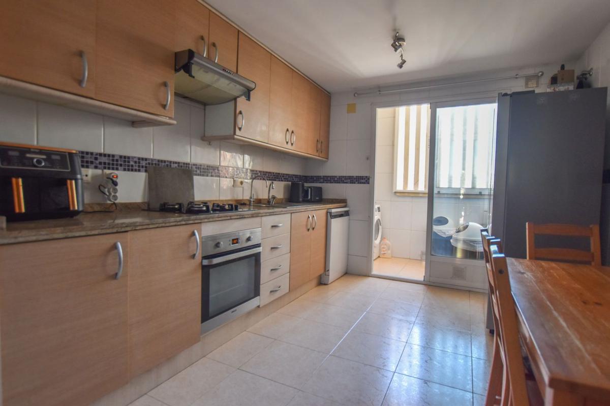Venta de chalet adosado en  Chalet adosado en Calle Caridad Soler Durá, 12, Monte y Mar, Gran Alacant , Gran Alacant photo 5