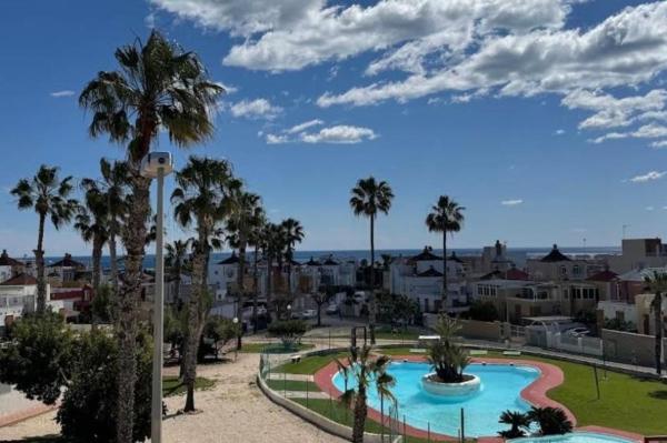 Casa o chalet independiente en Los Balcones y los Altos, Orihuela thumbnail 2
