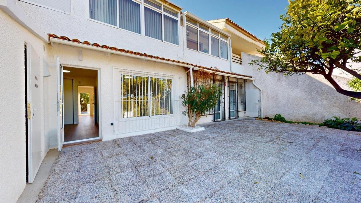 Venta de piso en Piso en Calle Manuel de Falla, Villamartín, Orihuela, Orihuela
 photo 3
