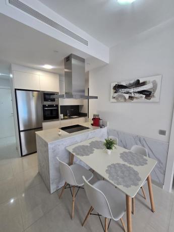 Venta de piso en Piso en Calle Maestro Francisco Casanovas, Antonio Machado, Torrevieja, Torrevieja
thumbnail 2