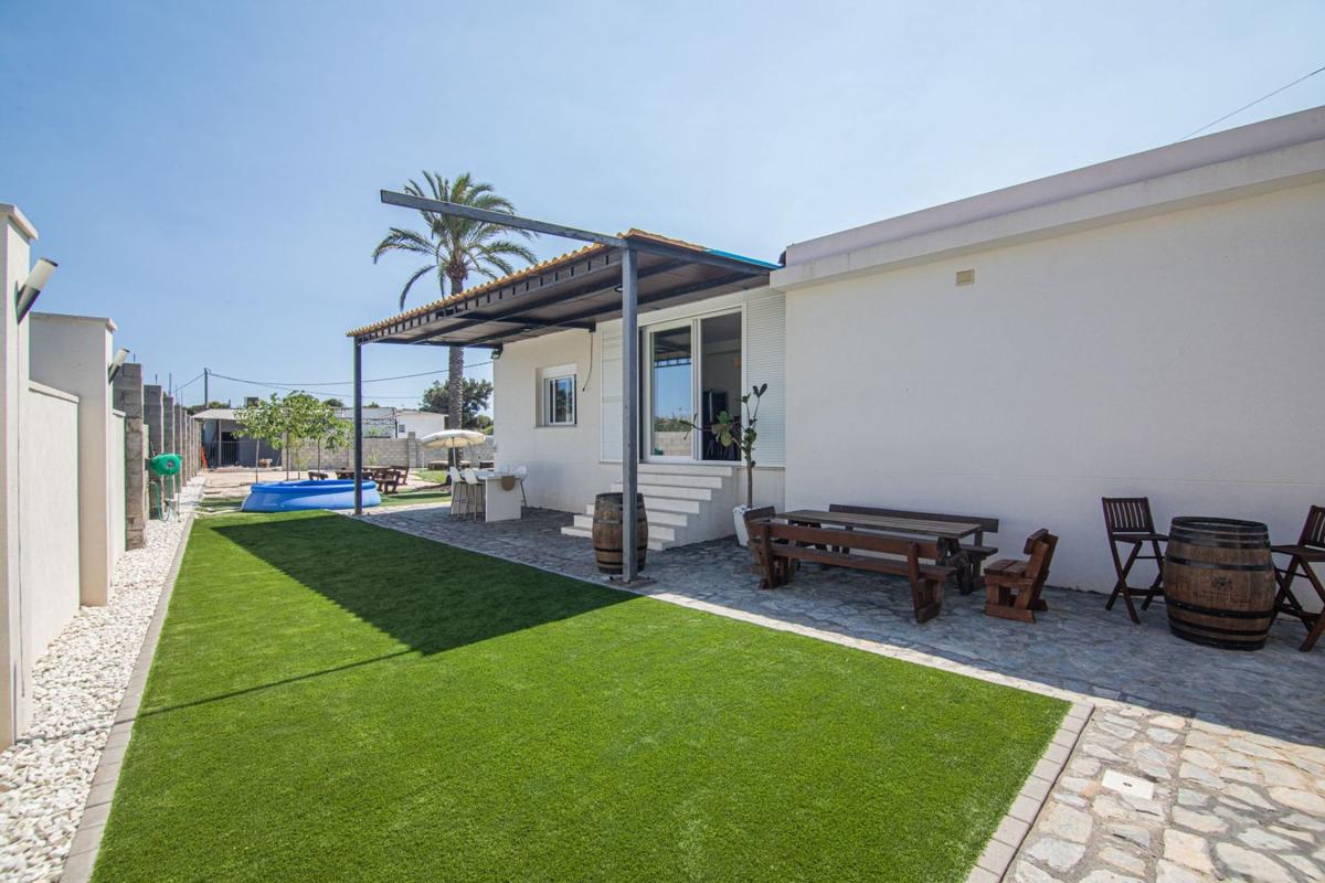 Properties for sale and rent in Spain photo 3