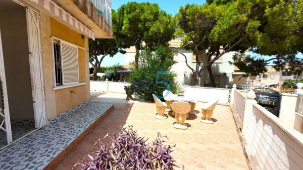 Venta de piso en Piso en Los Balcones - Los Altos del Edén, Torrevieja, Torrevieja
thumbnail 2