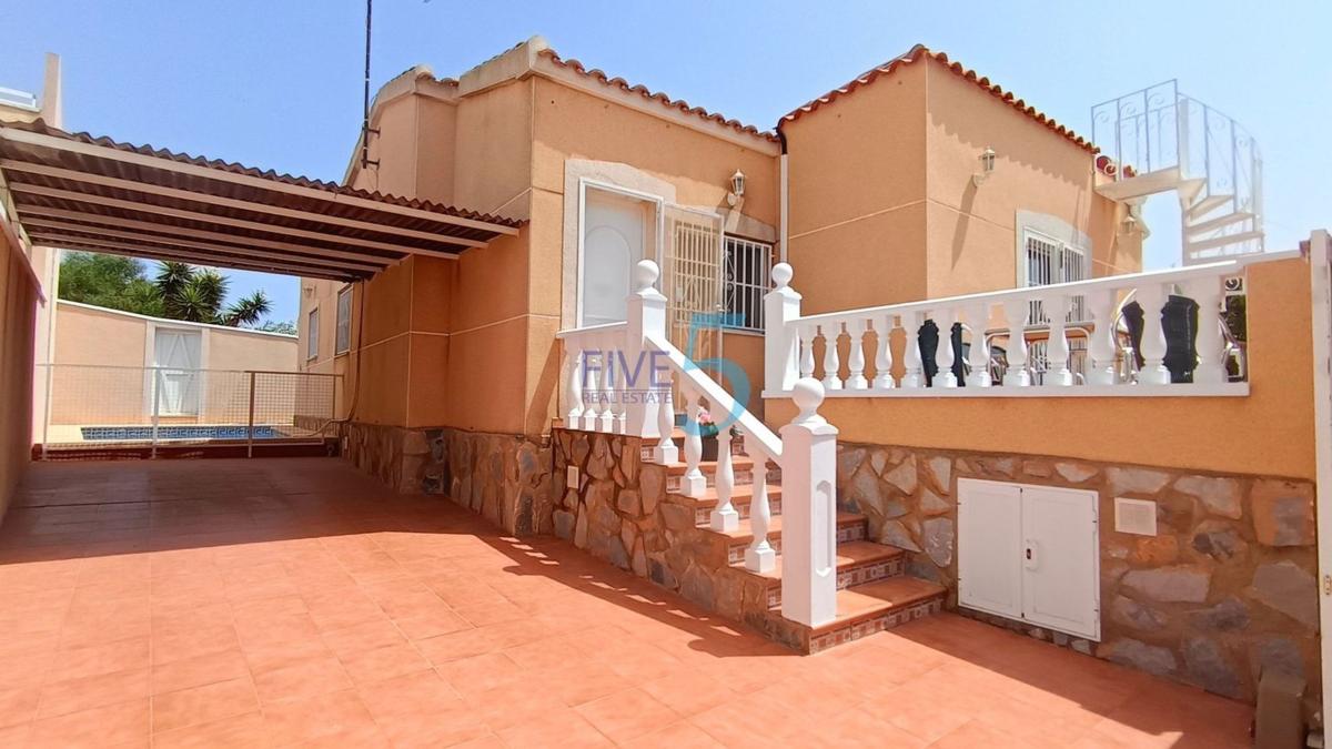 Sale of independent chalet in Casa o chalet en San Fulgencio, San Fulgencio
photo 1