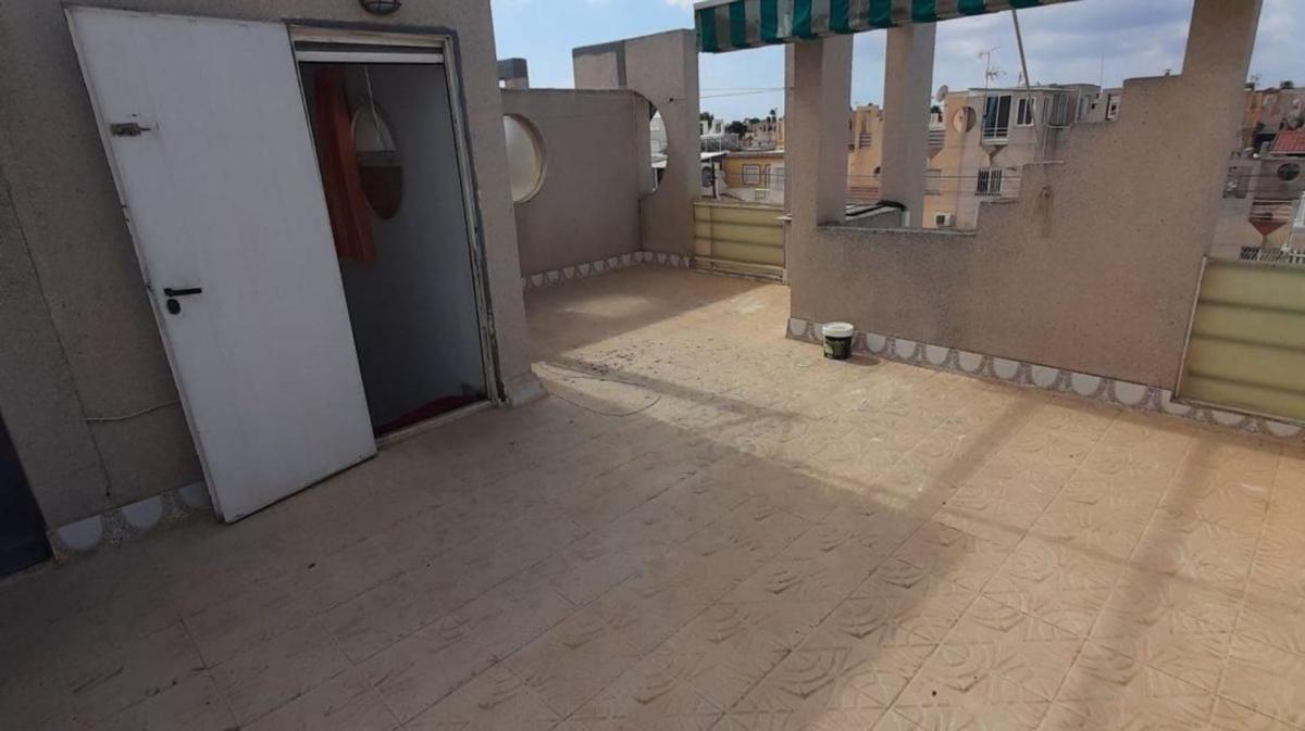 Sprzedaż szeregowego domku w Chalet adosado en La Siesta - El Salado - Torreta, Torrevieja , Torrevieja photo 3