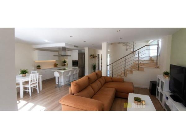 Casa o chalet independiente en Calle de Nápoles, 217, Zona Sierra Helada, Benidorm photo 1