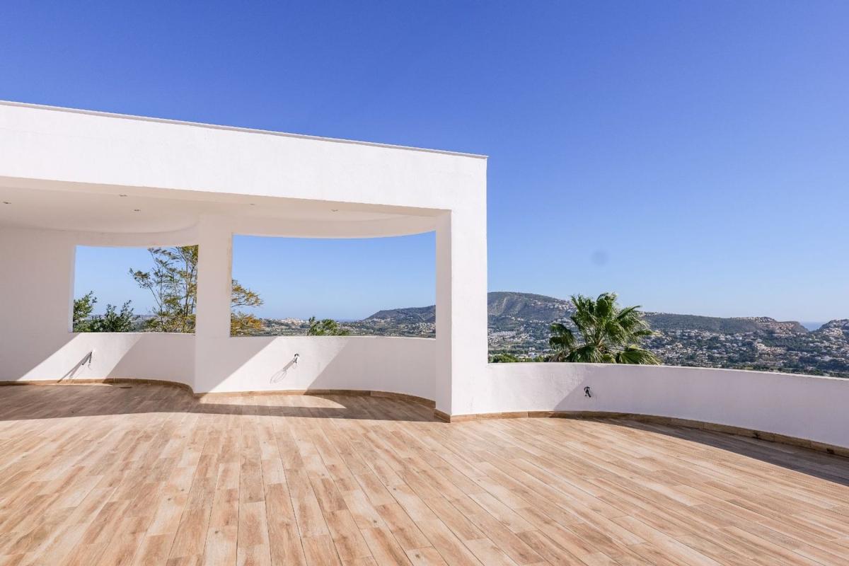Properties for sale and rent in Spain photo 5