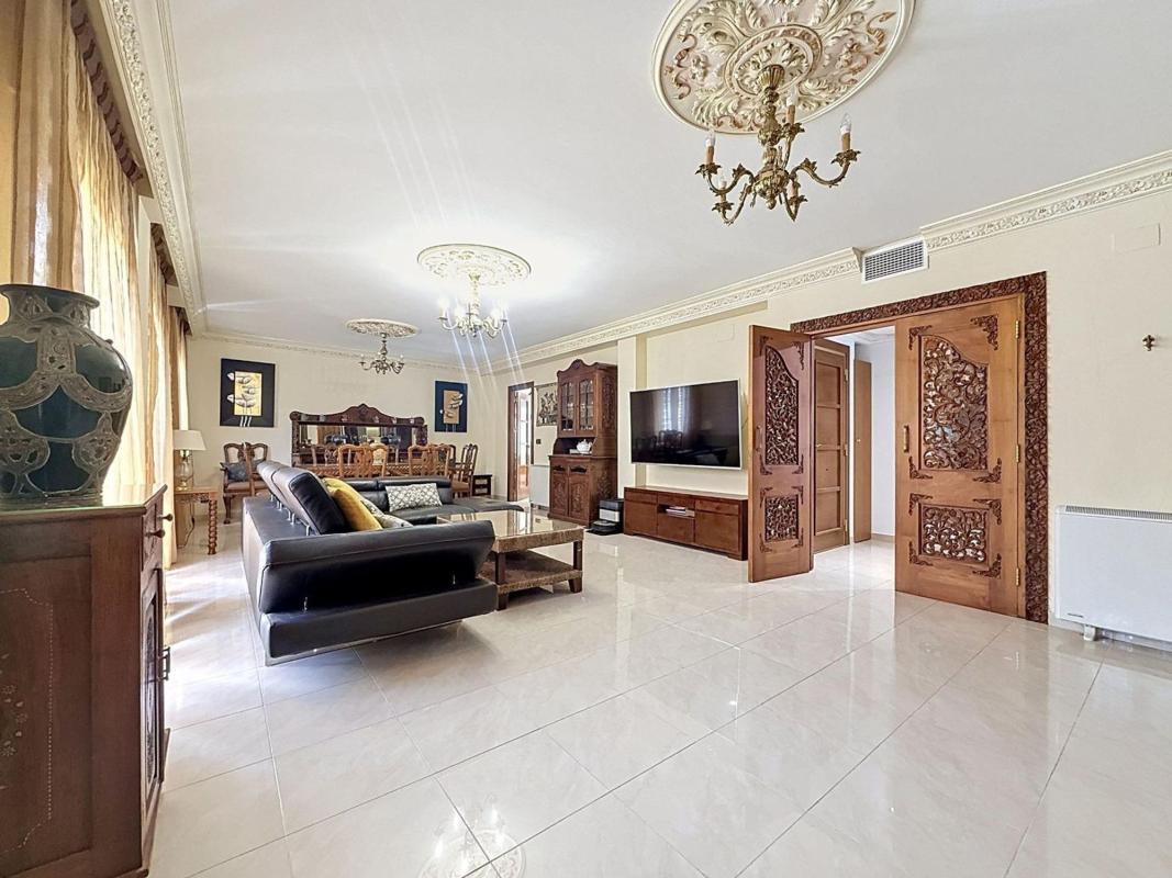 Properties for sale and rent in Spain photo 5