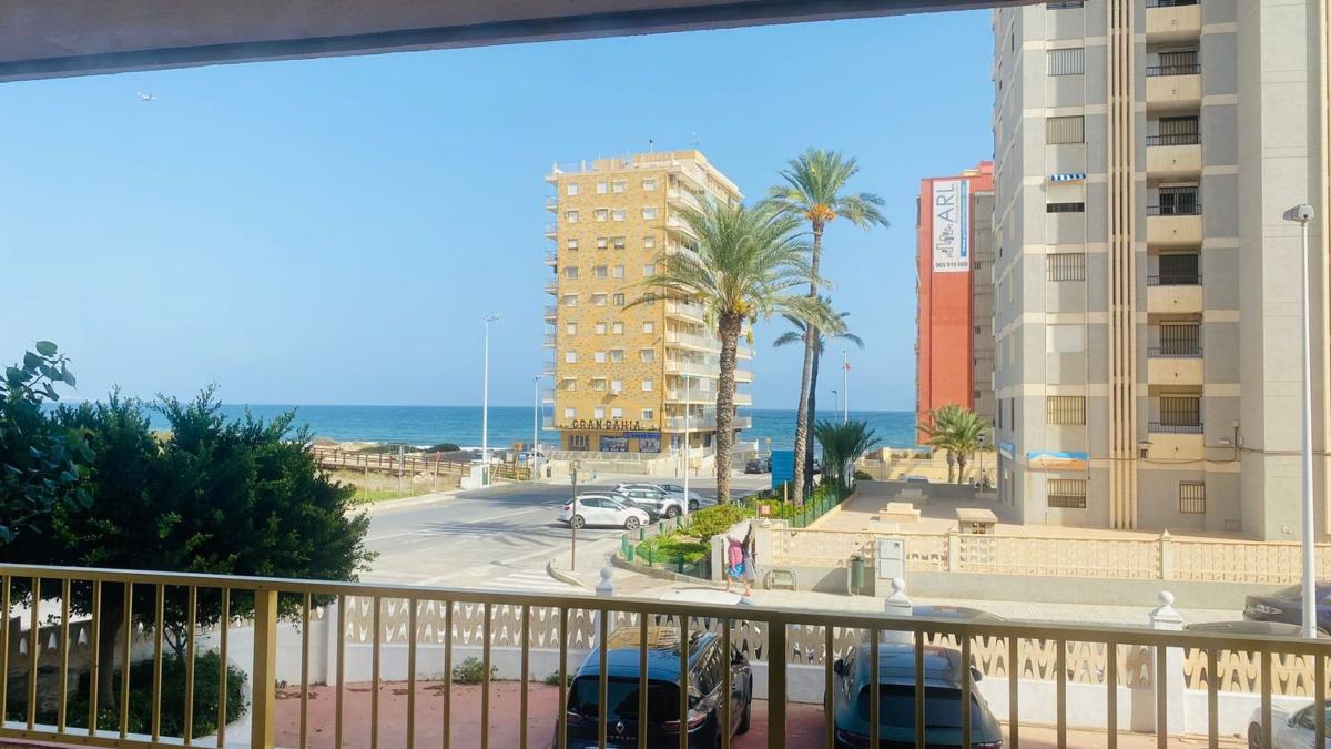 Venta de piso en Piso en Islas Baleares, Arenales del Sol, Elche / Elx, Elche / Elx
photo 3