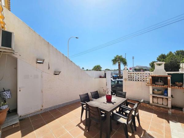 Casa o chalet independiente en Avenida D'Escandinàvia, 72, Monte Faro-Altomar, Gran Alacant thumbnail 2
