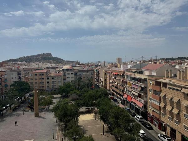 Продажа квартиры на Piso en Carolinas Altas, Alicante / Alacant, Аликанте / Алакант
photo 1