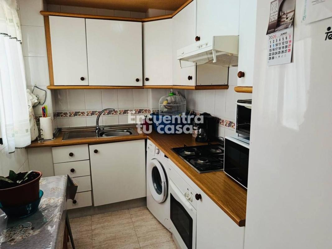 Venta de piso en Piso en Calle Olof Palme, Altozano, Alicante / Alacant, Alicante / Alacant
photo 3