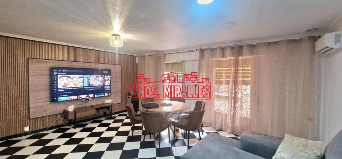 Продажа квартиры на Piso en San Crispín, Elche / Elx, Эльче / Эльх
photo 2