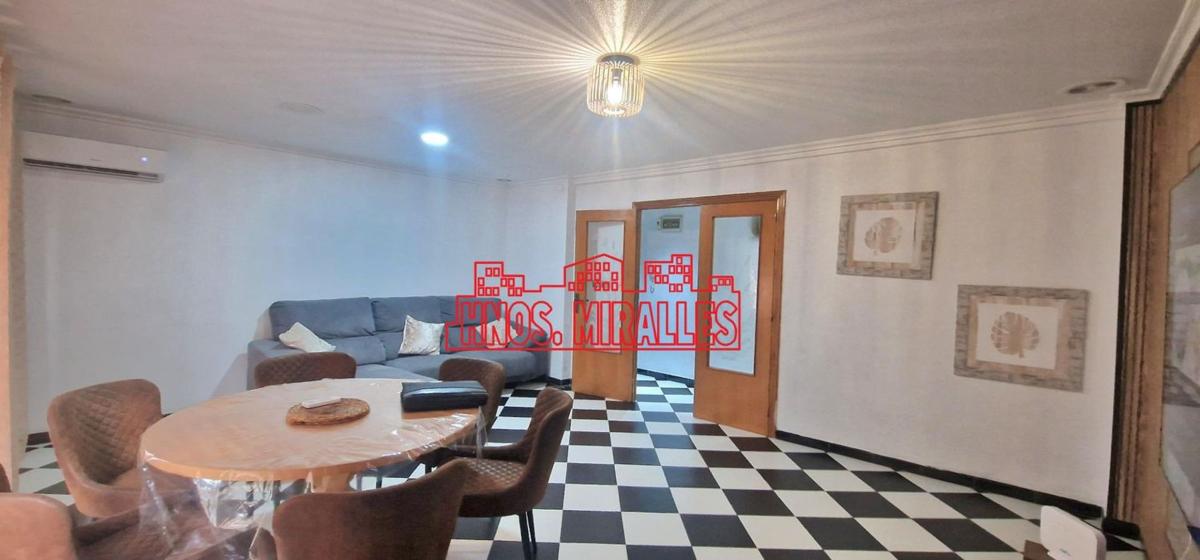 Продажа квартиры на Piso en San Crispín, Elche / Elx, Эльче / Эльх
photo 3