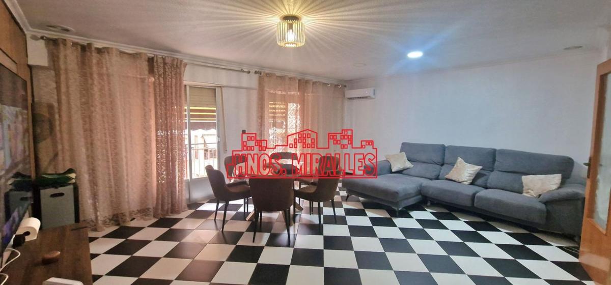 Продажа квартиры на Piso en San Crispín, Elche / Elx, Эльче / Эльх
photo 4