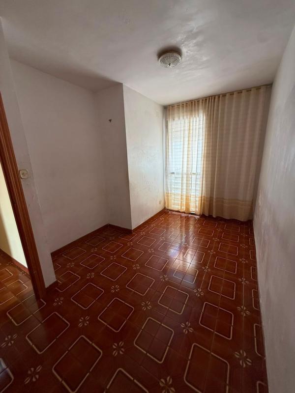 Sale of apartment in Piso en Calle Enginyer Colomina Raduán, Barri Zona Nord, Alcoy / Alcoi, Alcoy
photo 3
