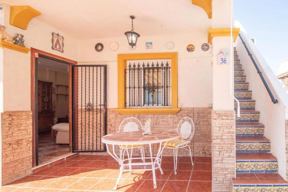 Venta de chalet adosado en Chalet adosado en Calle Caliza, 2, La Regia, Orihuela , Orihuela photo 2