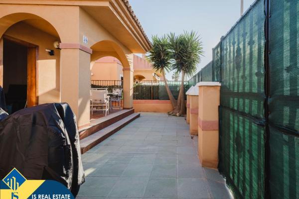Casa o chalet independiente en Parque Acuático - Sector 25, Torrevieja photo 4