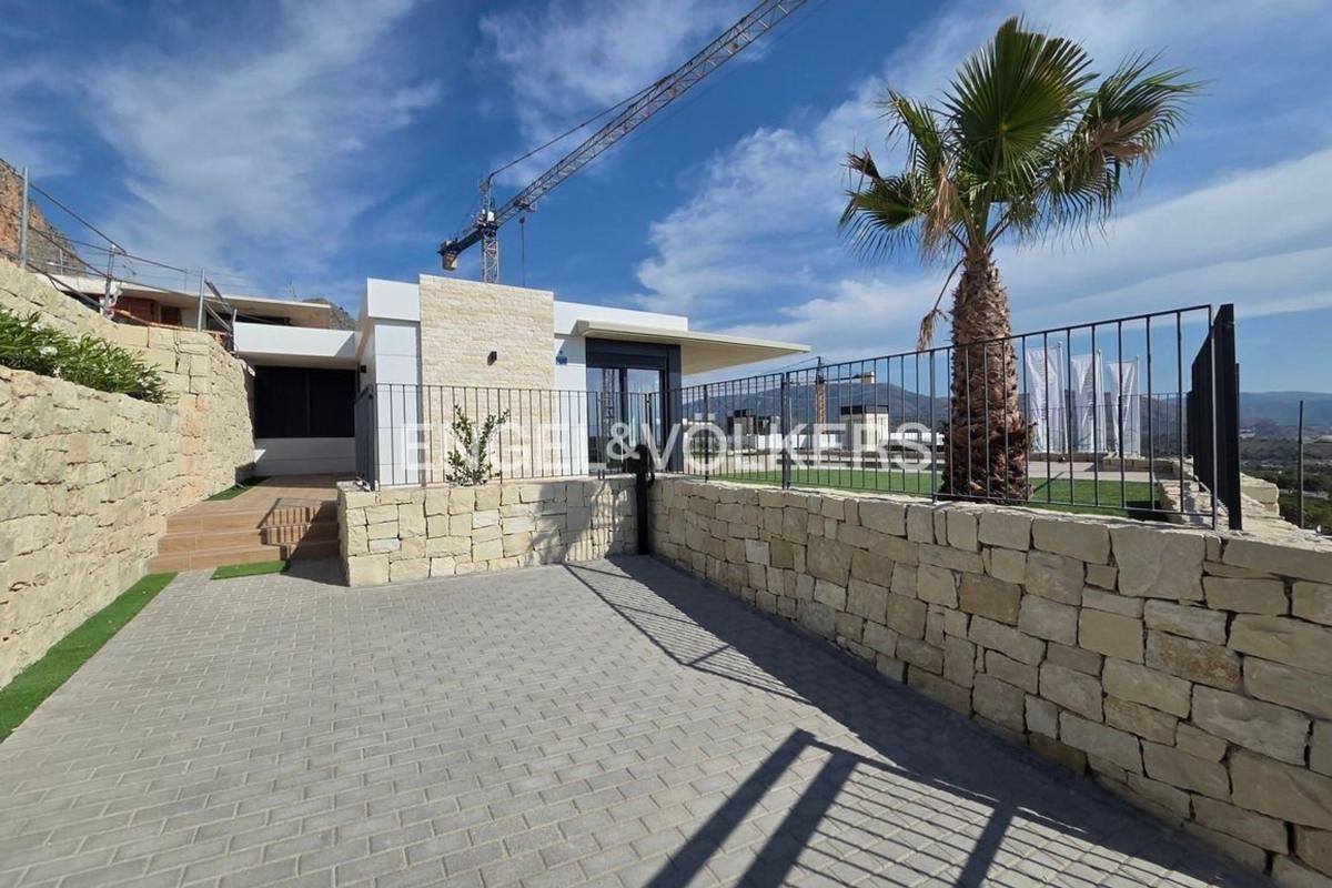 Venta de chalet independiente en Casa o chalet independiente en Calle Mariola, Casco urbano, Polop, Polop
photo 3