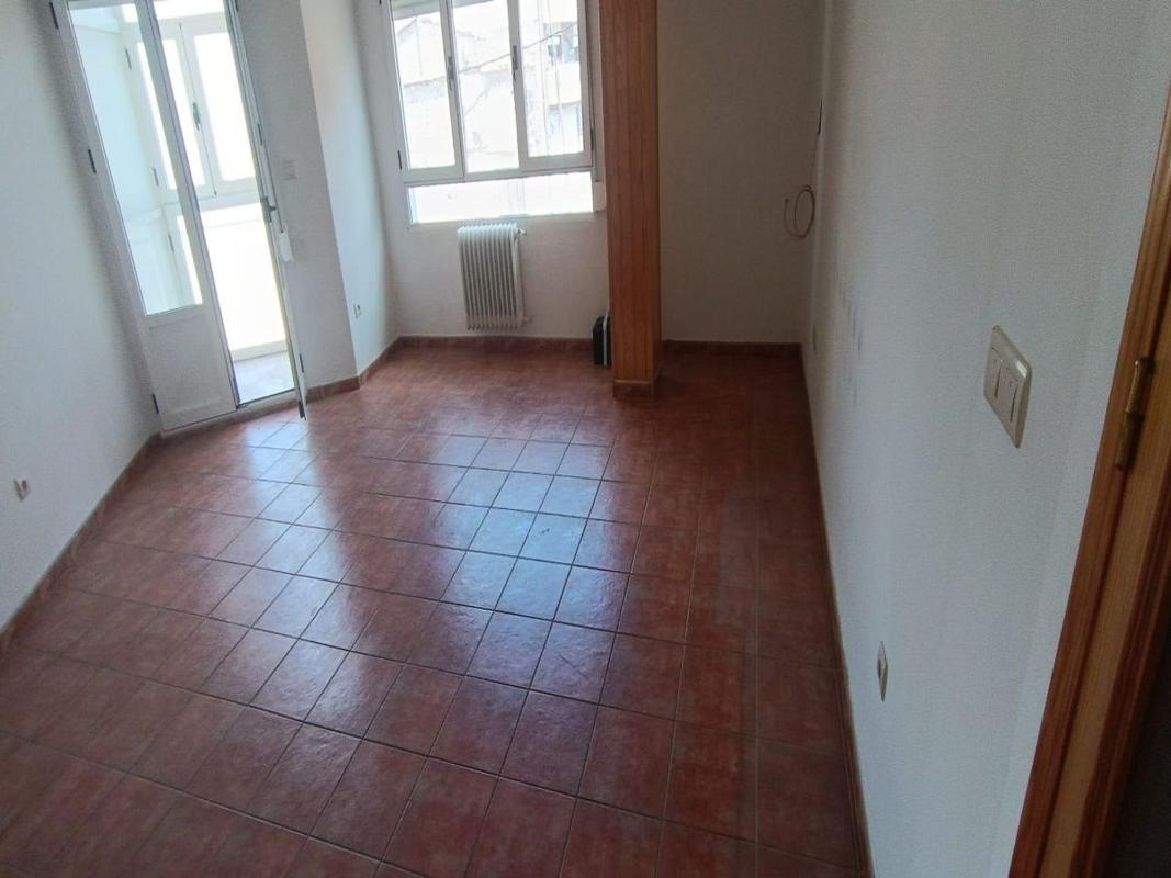 Продажа квартиры на Piso en Calle Alfredo Atienza, 38, La Roda, Ла Рода
photo 2