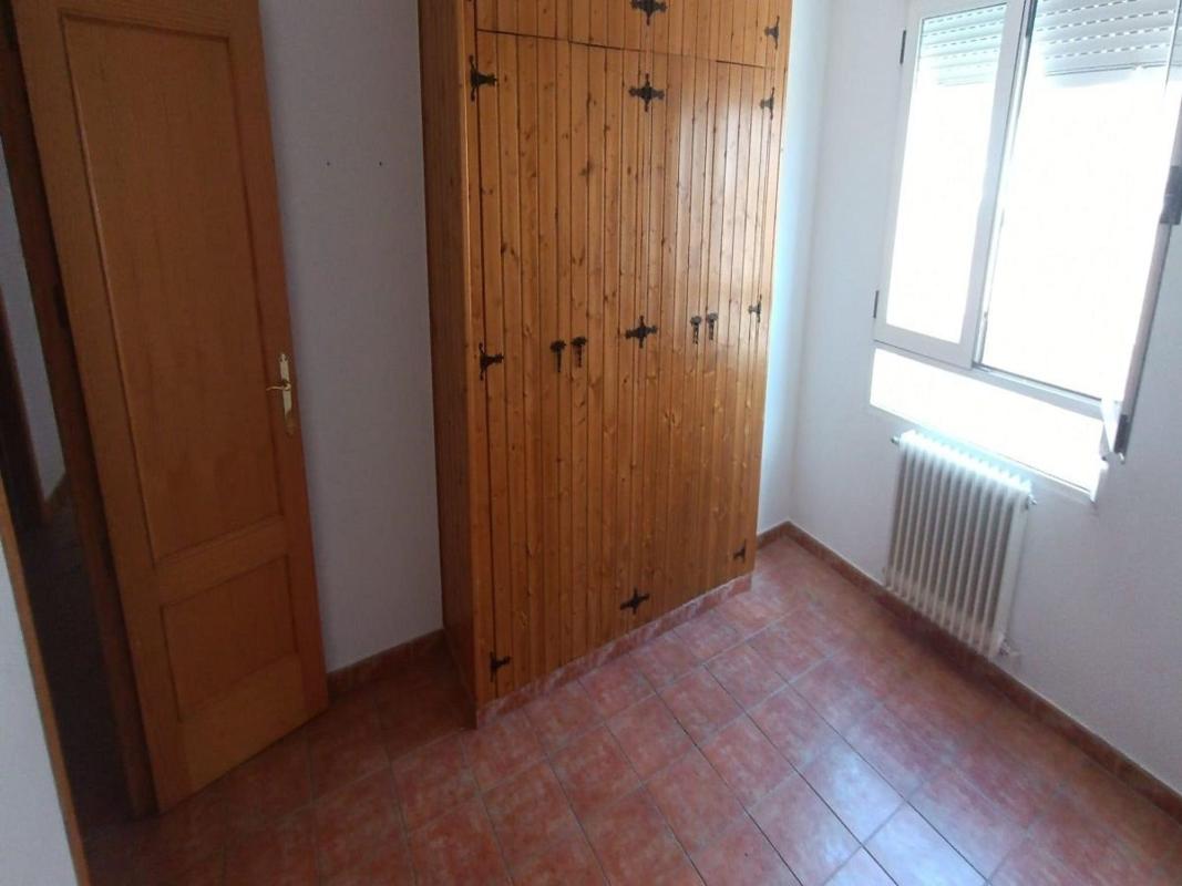 Продажа квартиры на Piso en Calle Alfredo Atienza, 38, La Roda, Ла Рода
photo 3