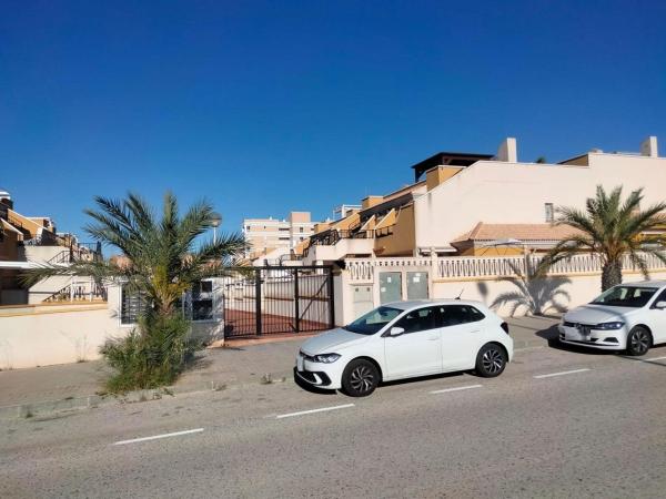 Продажа квартиры на Piso en Calle Segovia, Arenales del Sol, Elche / Elx, Эльче / Эльх
thumbnail 2