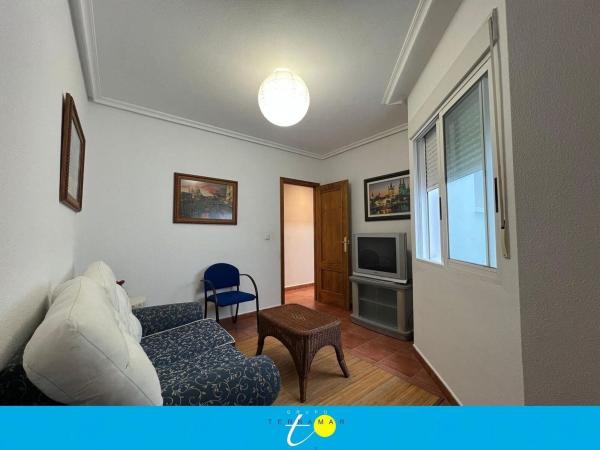 Продажа квартиры на Piso en Calle del Huerto, Puerto Deportivo, Torrevieja, Торревьеха
thumbnail 2