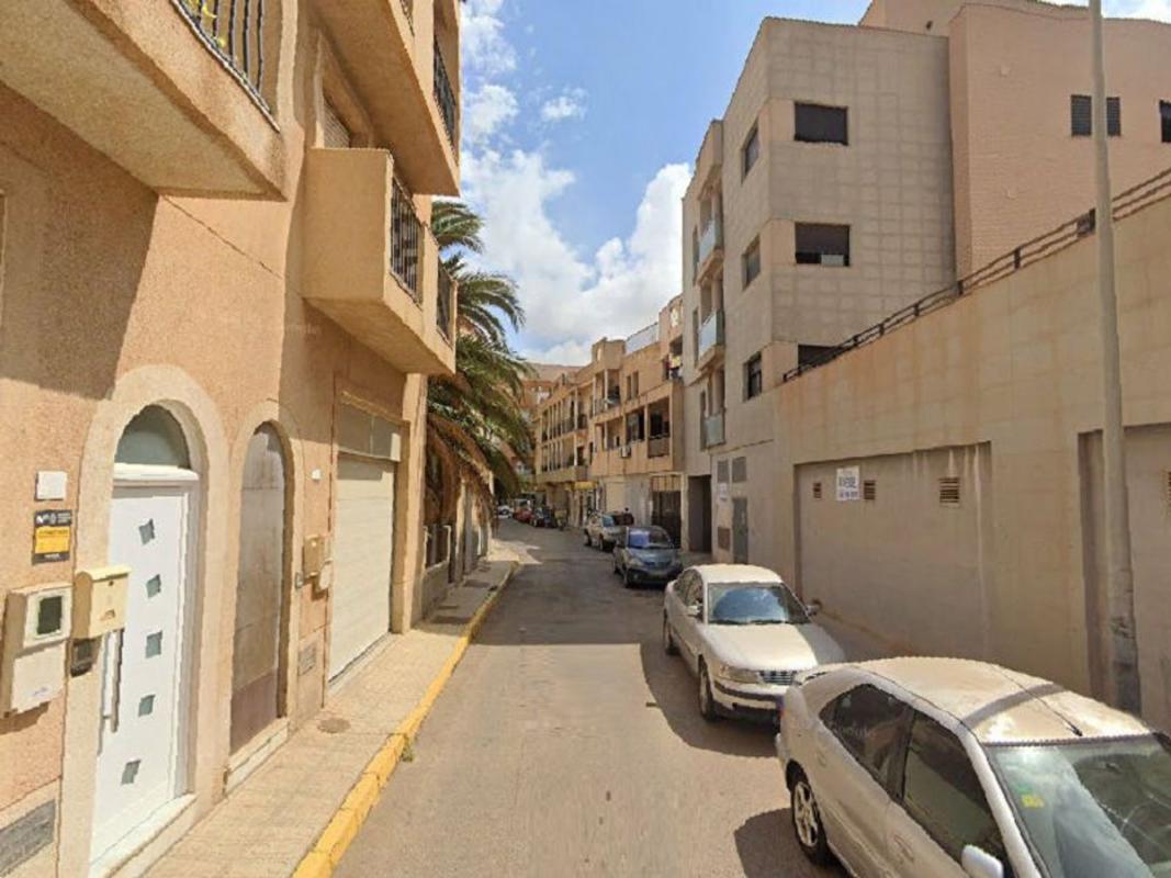 Продажа квартиры на Piso en Calle Francisco Barranco López s/n, Santa María del Águila, El Ejido, Эль ЭХИДО
photo 1