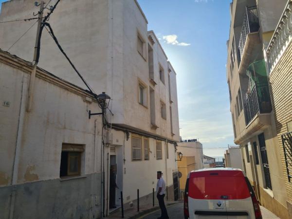 Продажа квартиры на Piso en Calle Méndez Núñez, 14, Puerto de Garrucha, Garrucha, Гарруха
photo 1