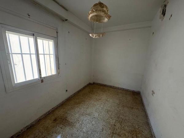 Продажа квартиры на Piso en Calle Teruel, 64, Villablanca - Torrecárdenas, Almería, Алмерия
 photo 4