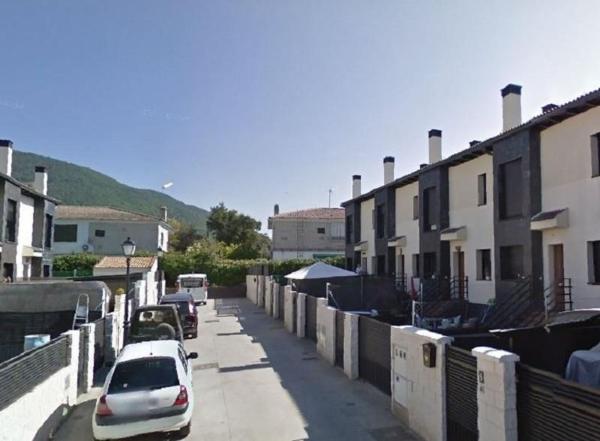 Independent chalet for sale in Casa o chalet en Extrarradio Picota s/n, La Adrada, La Adrada
 photo