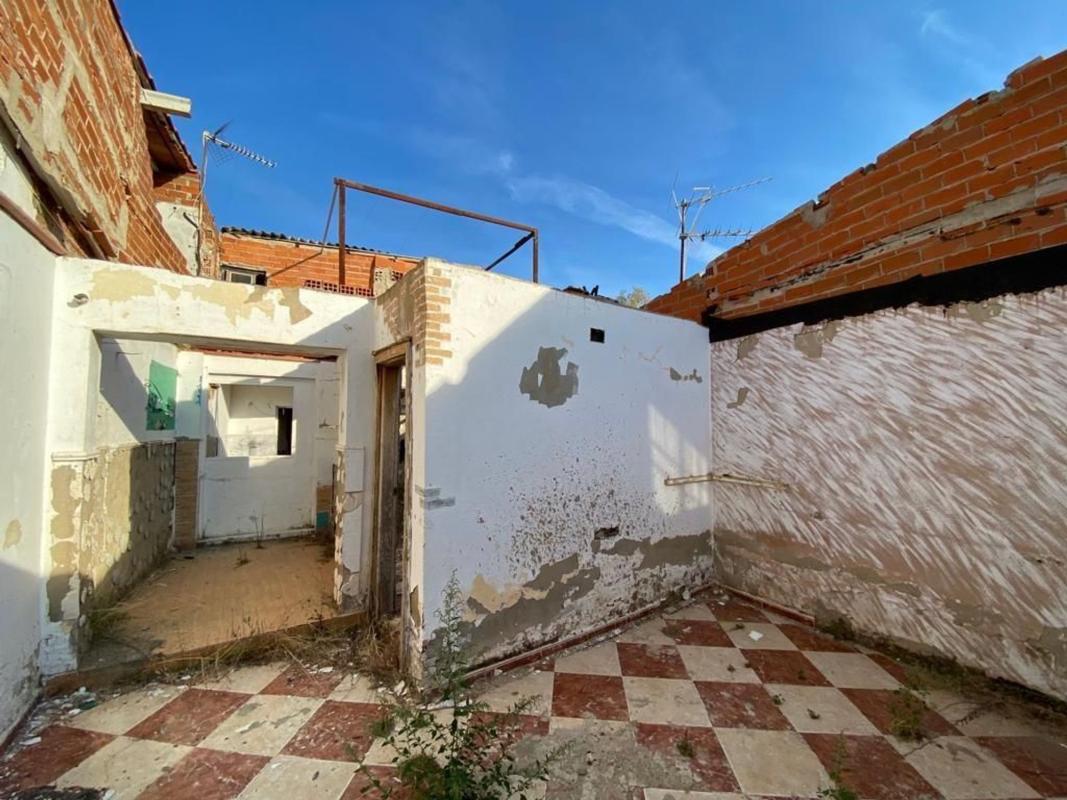 Venta de chalet independiente en Casa o chalet en Calle Virgen, 35, Lobon, Lobon
photo 3