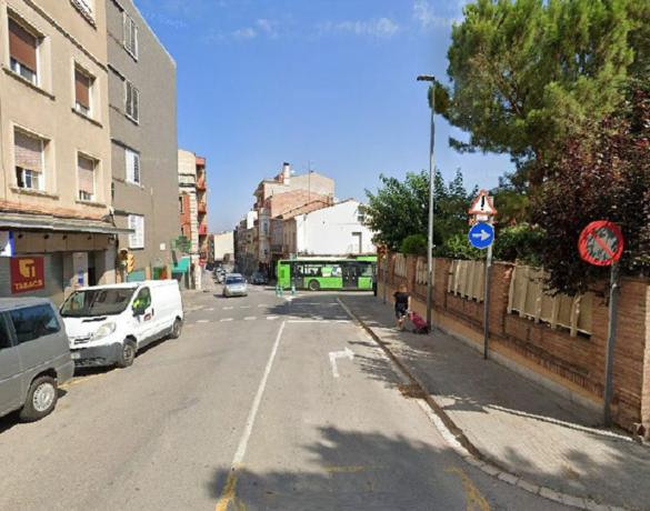 Sprzedaż mieszkania w Piso en Calle del Vallès s/n, Sagrada Familia, Manresa, Manresa
 photo