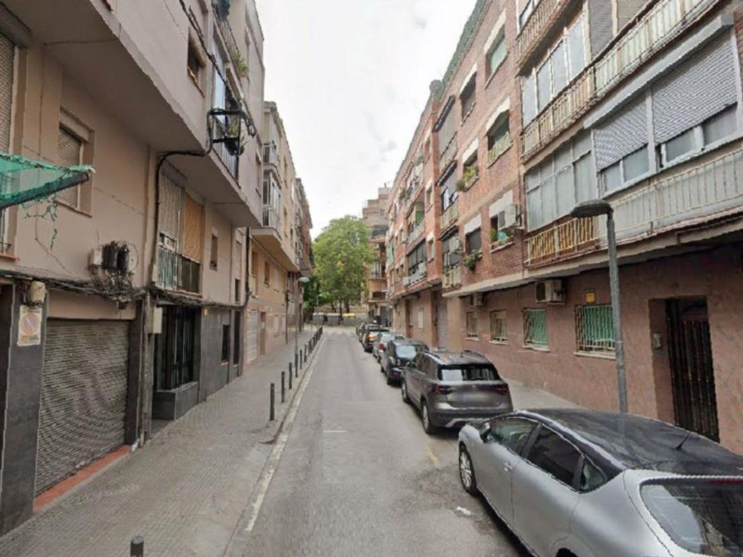Sprzedaż mieszkania w Piso en Calle de Camprodon s/n, Santa Rosa - Can Mariner, Santa Coloma de Gramenet, Santa Coloma de Gramenet
photo 1