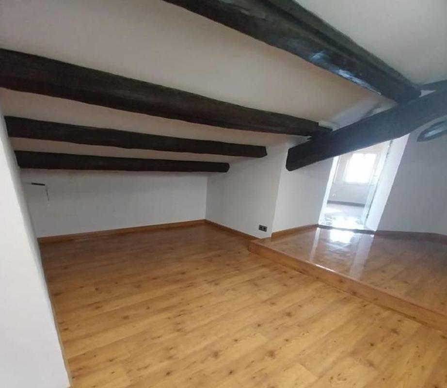 Продажа квартиры на Piso en Plaza de Fius i Palà, 1, Antic, Manresa, Манреса
photo 3