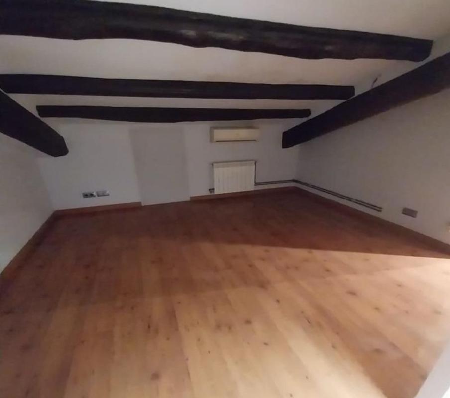Продажа квартиры на Piso en Plaza de Fius i Palà, 1, Antic, Manresa, Манреса
photo 4