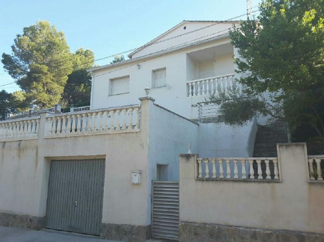 Продажа квартиры на Piso en Ronda Gaudi, 96, Canyelles, Канъельес
photo 1