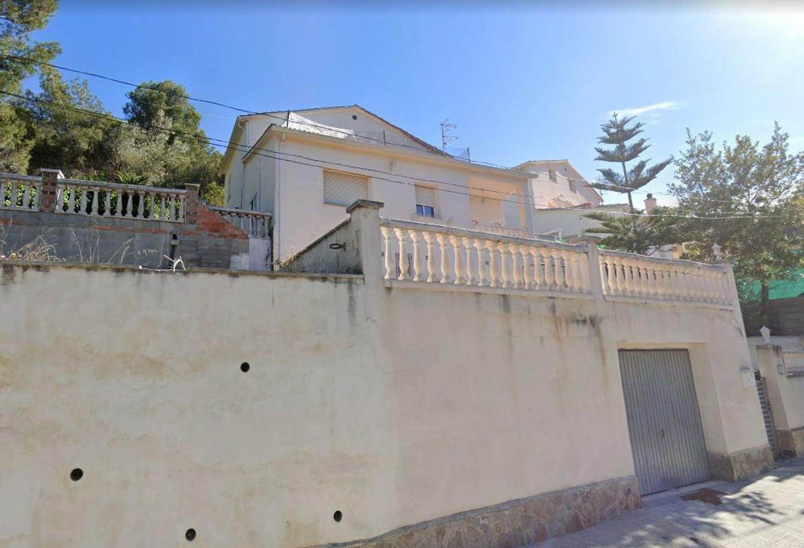 Продажа квартиры на Piso en Ronda Gaudi, 96, Canyelles, Канъельес
photo 2