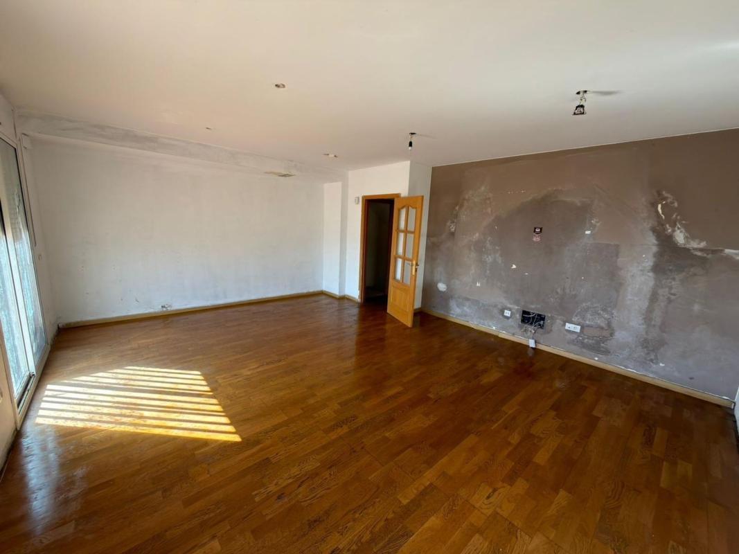 Venta de piso en Piso en Avenida de Catalunya, 75, La Granada, La Granada
photo 2