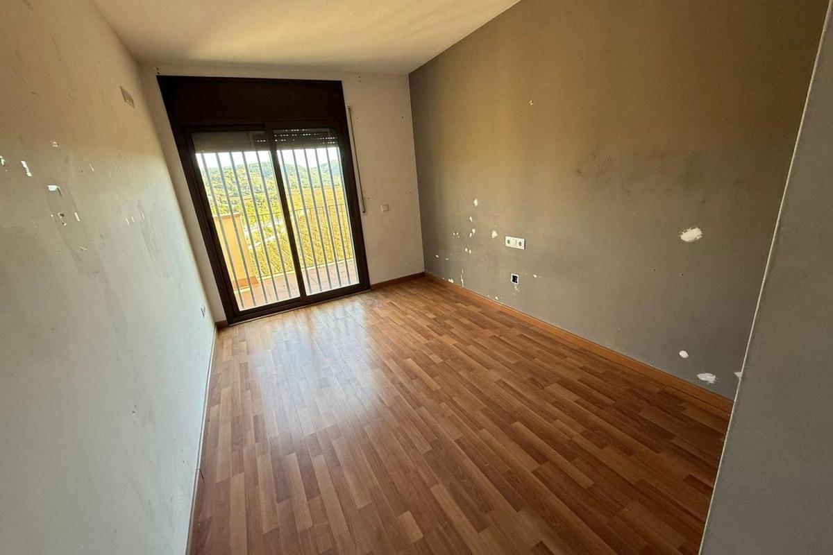 Продажа квартиры на Piso en Plaza Gala Placídia, 46, Mas Alba-Can Lloses, Sant Pere de Ribes, Сант-Пере-де-Рибес
photo 3