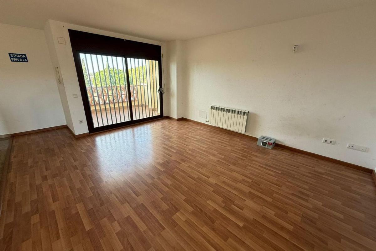 Продажа квартиры на Piso en Plaza Gala Placídia, 46, Mas Alba-Can Lloses, Sant Pere de Ribes, Сант-Пере-де-Рибес
photo 4
