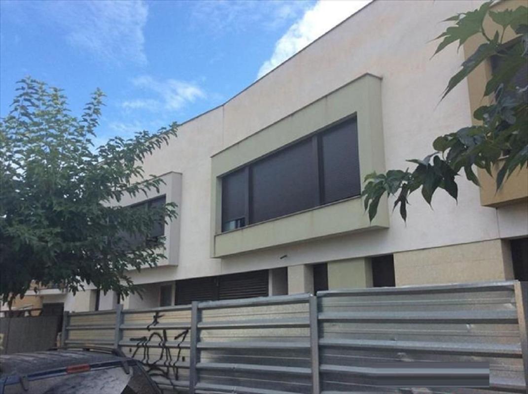 Venta de chalet independiente en Casa o chalet en Avenida de la Torre del Vallès s/n, La Collada - Sis Camins, Vilanova i la Geltrú, Vilanova i la Geltrú
photo 1