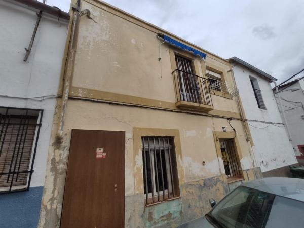 Chalet wolnostojący na sprzedaż w Casa o chalet en Calle Ollerías, 16, Torrejoncillo, Torrejoncillo photo 1
