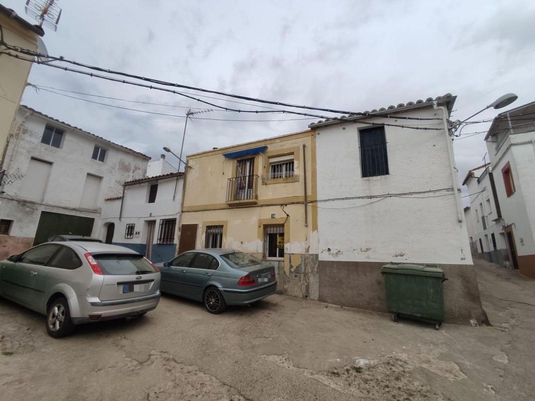 Venta de chalet independiente en Casa o chalet en Calle Ollerías, 16, Torrejoncillo, Torrejoncillo
photo 2